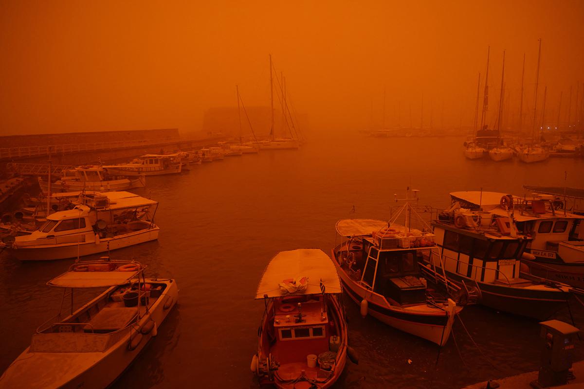 Вид на город в Ираклионе, остров Крит, 1 апреля 2026 года