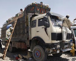В Пакистане задержаны 2 грузовика, перевозившие тонну взрывчатки