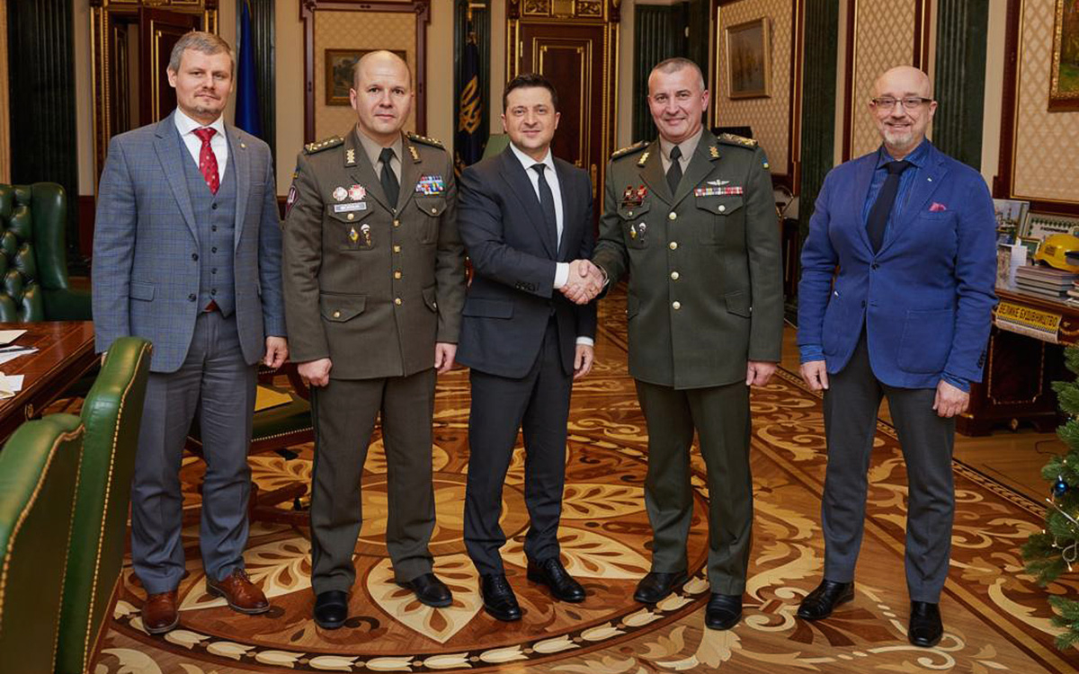 Церемония назначения командующего Силами территориальной обороны ВС Украины