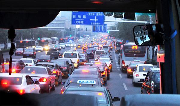 В Китае придумали новый способ сократить количество машин на дорогах