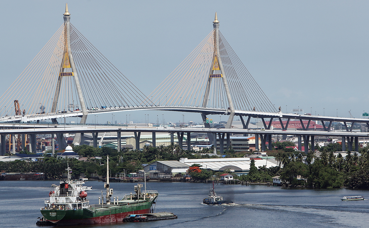 Мост Рамы IX в Бангкоке
