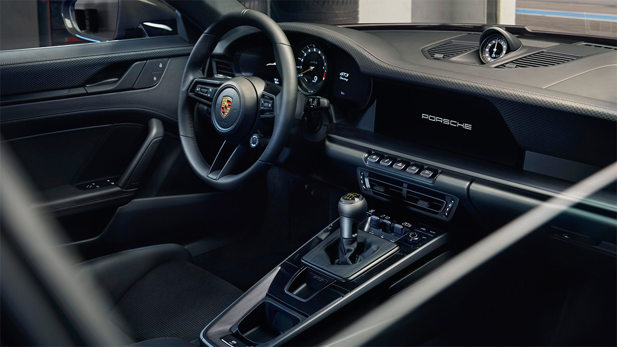 Porsche назвала российскую стоимость новой версии суперкара 911 GT3