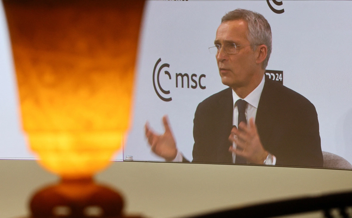 Wolfgang Rattay / Reuters