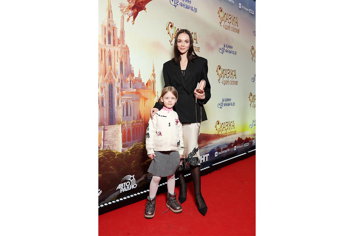 Софья Синицына с дочерью Мией Табаковой