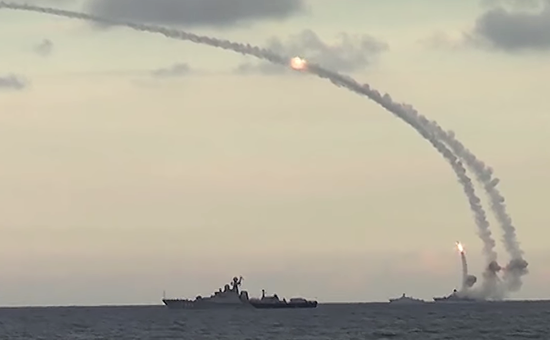 Пуски 18 крылатых ракет по&nbsp;позициям террористов в&nbsp;Сирии с&nbsp;кораблей Каспийской флотилии