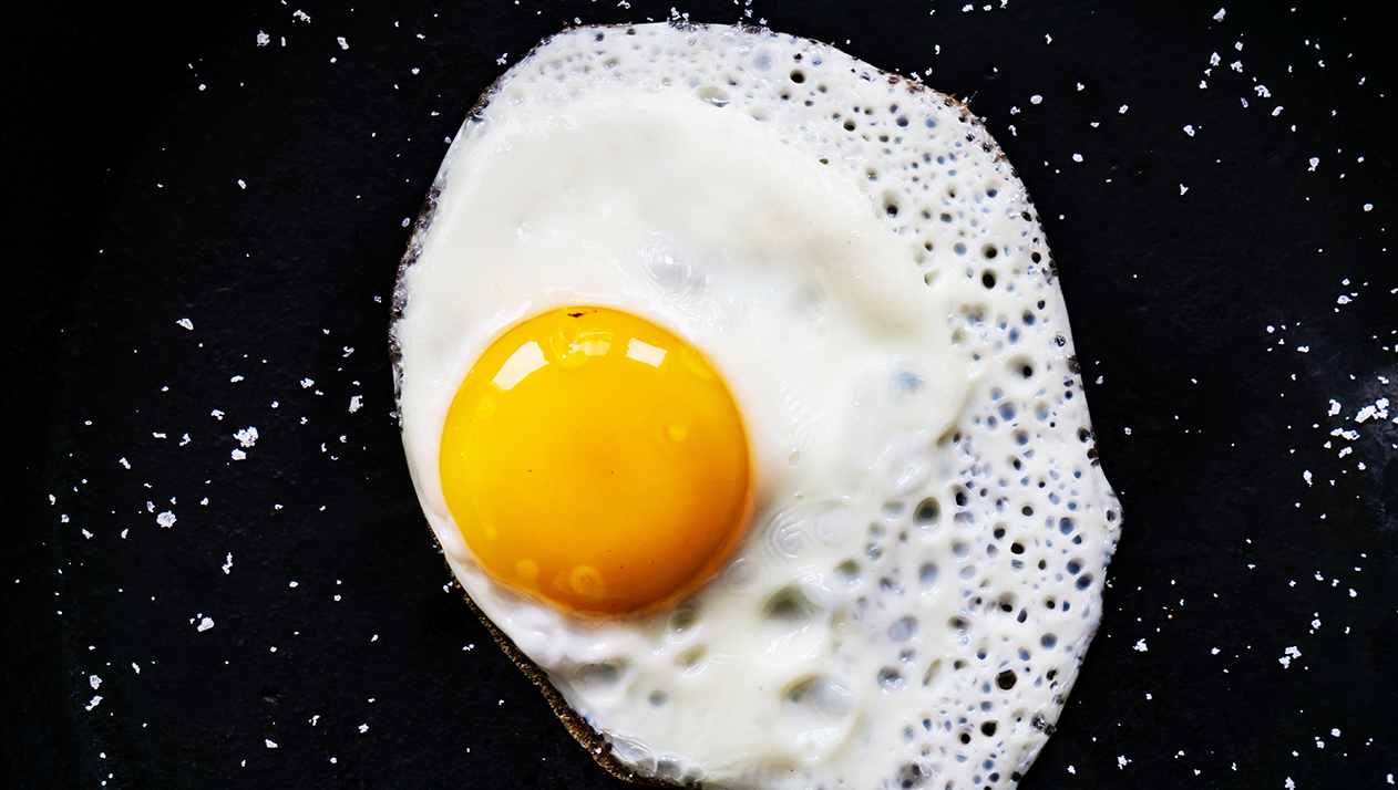 В Дубае приготовили коктейль в виде яичницы