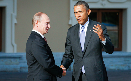 Президент США Барак Обама (справа) беседует с президентом России Владимиром Путиным во время саммита G-20 в Константиновском дворце в Санкт-Петербурге, 5 сентября 2013 года