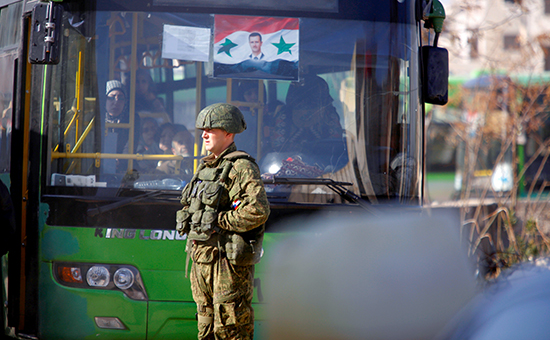 Российский солдат в&nbsp;сирийском городе Алеппо


