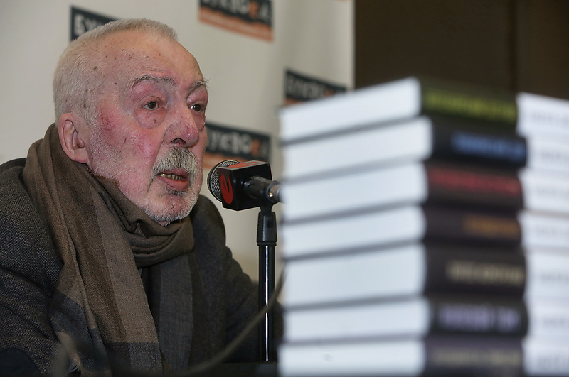 Писатель Андрей Битов (1937-2018)