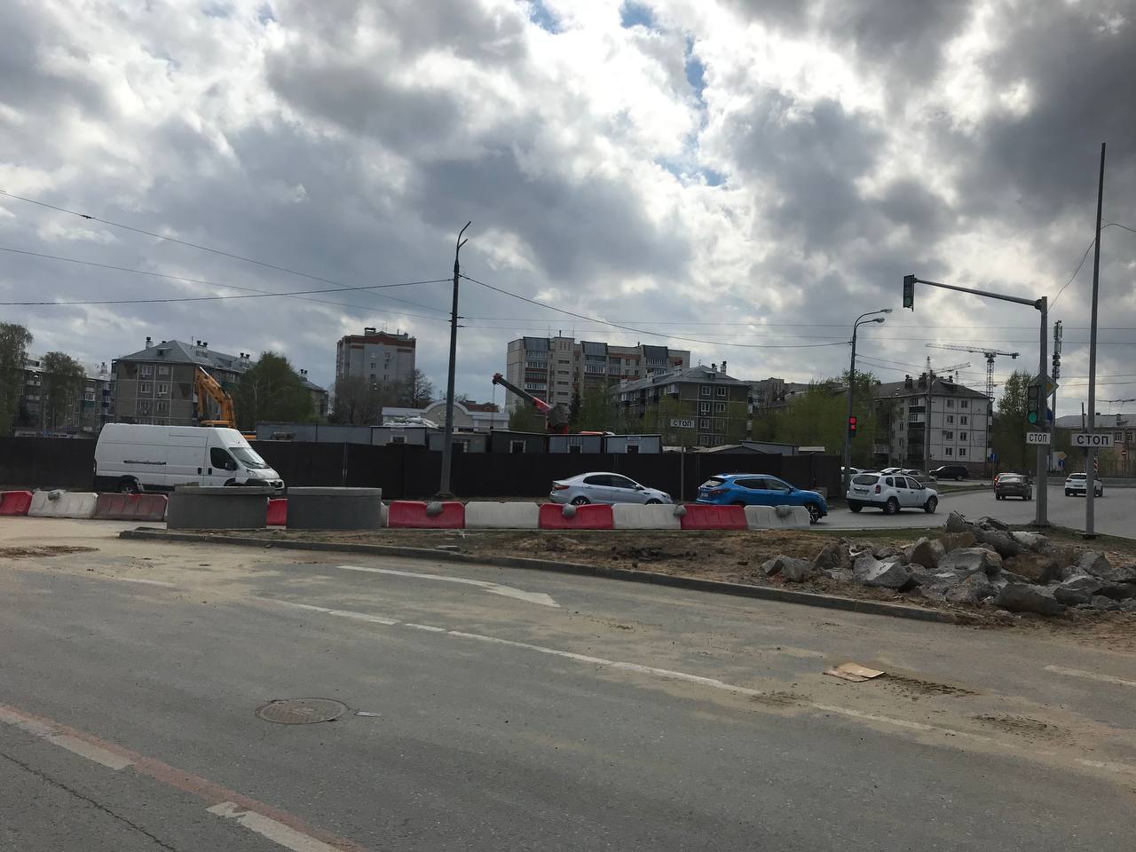 На перекрестке Горьковского шоссе с 3 улицами изменят схему движения