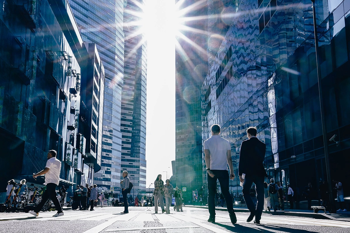 Темпы технологических изменений опережают уровень цифровых компетенций потребителей и сотрудников компаний