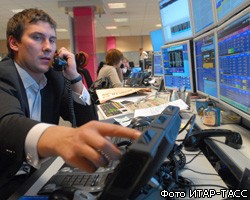 Рынок акций РФ начал новый торговый день со снижения