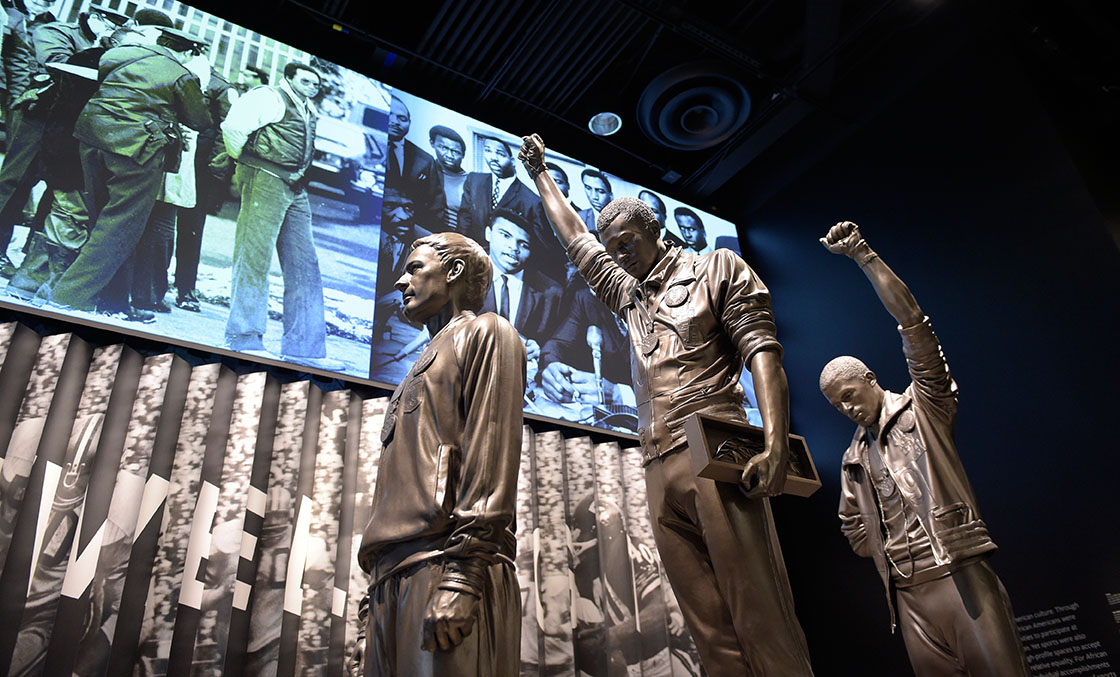 Зал музея о борьбе чернокожих за свои гражданские права