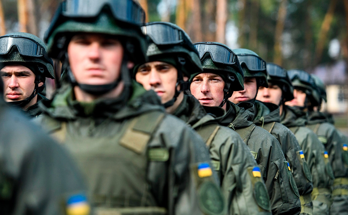 paparazzza / Shutterstock