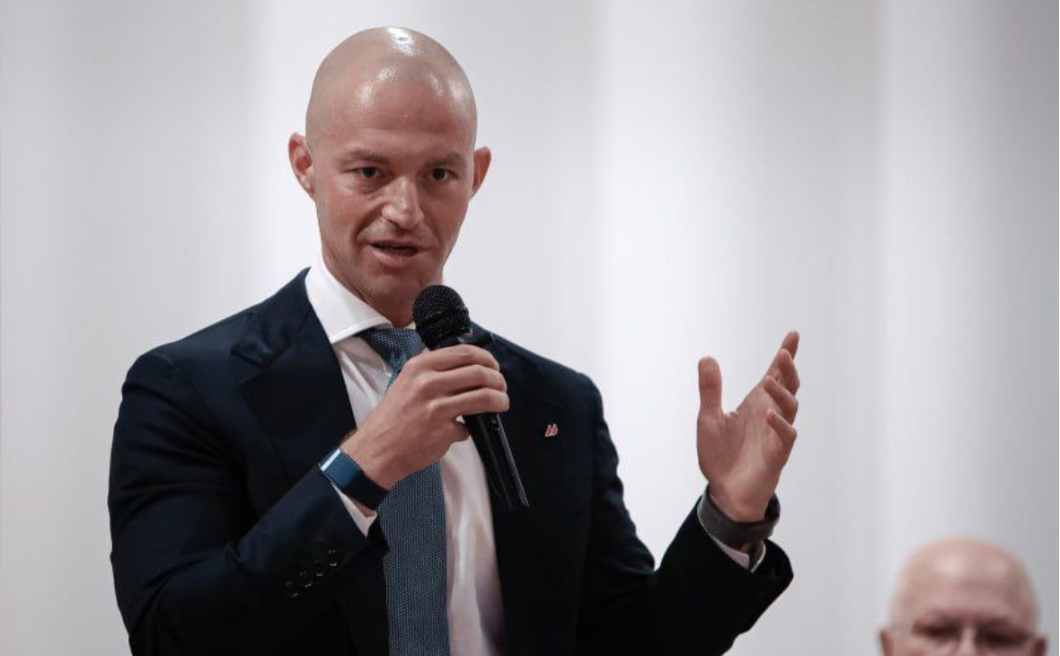 Александр Винокуров