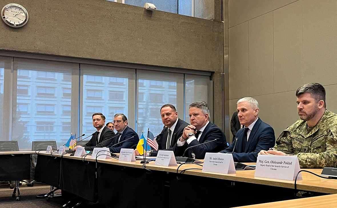 Emma Farge / Reuters