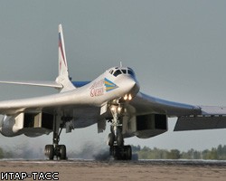 Бомбардировщики Ту-160 выполнили летные задания в экстремальных условиях