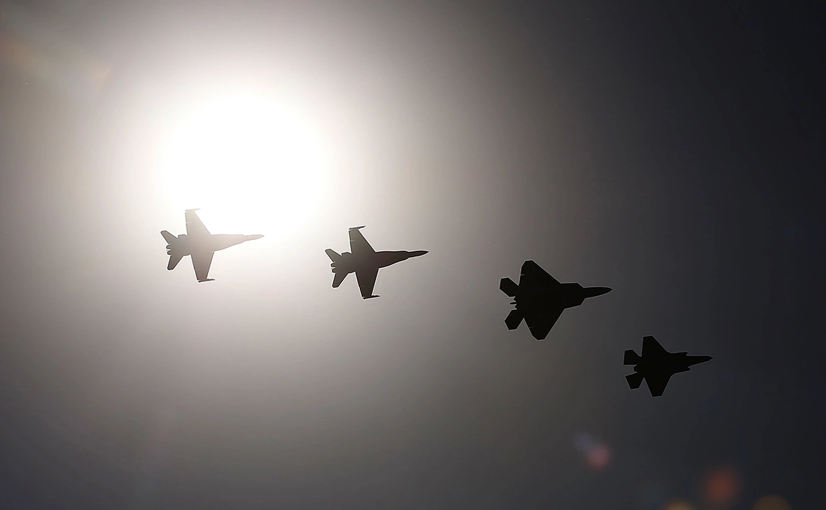 Michael Dodge / Getty Images