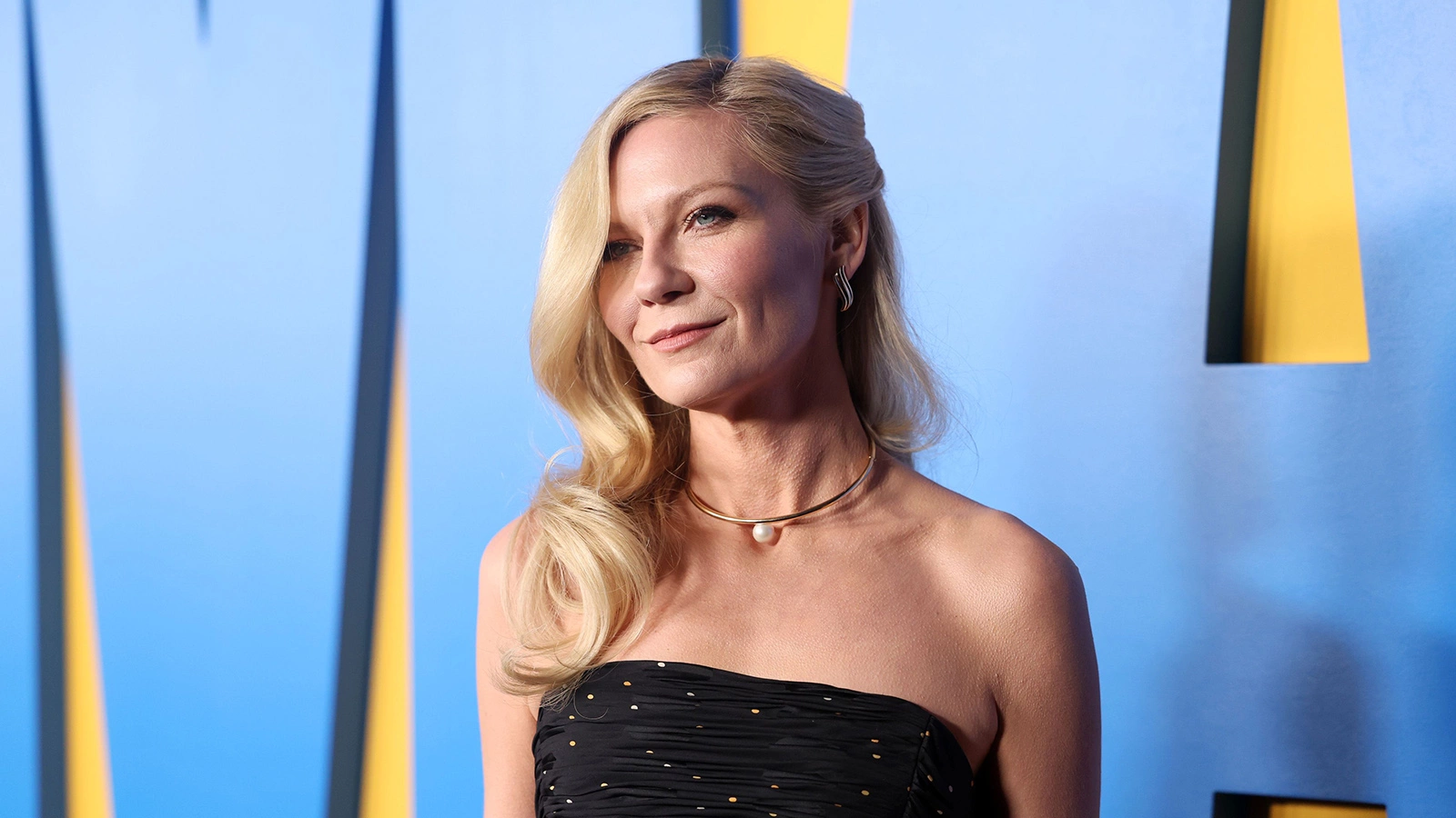 Кирстен Данст