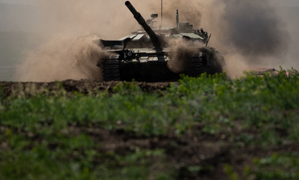 Тюменцы проходят обкатку танками