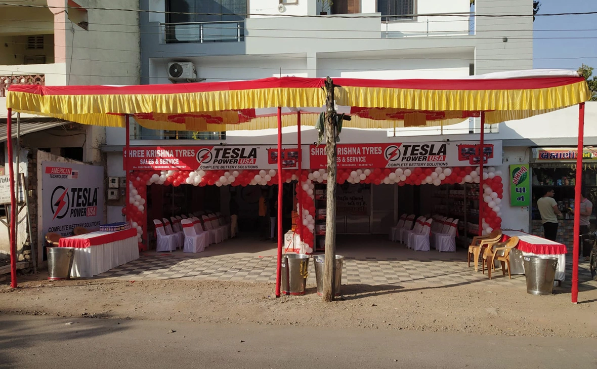  / Facebook (входит в корпорацию Meta, признана экстремистской и запрещена в России)