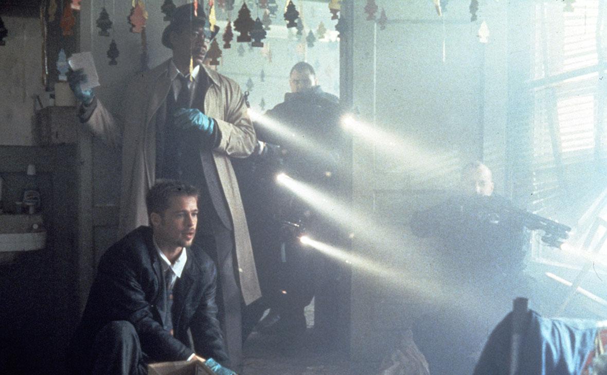 Морган Фриман и Брэд Питт в фильме &laquo;Семь&raquo;, 1994 год