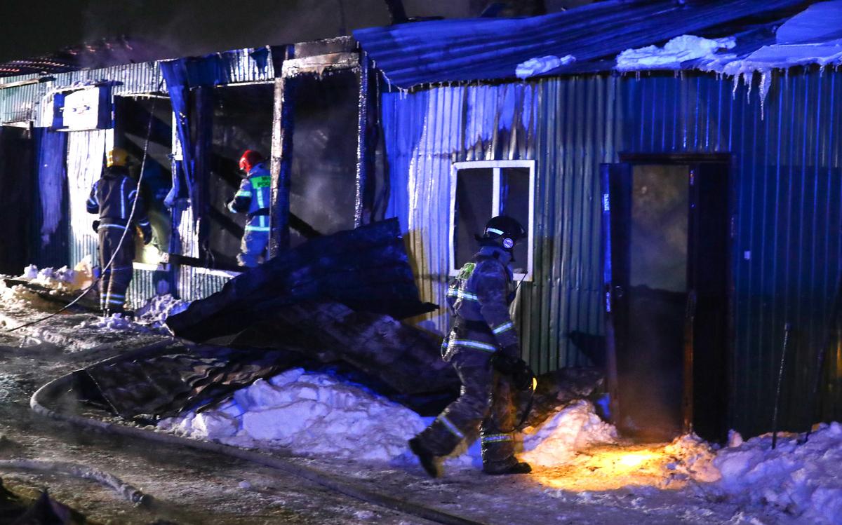 В Кемерово 13 человек погибли при пожаре в нелегальном доме престарелых