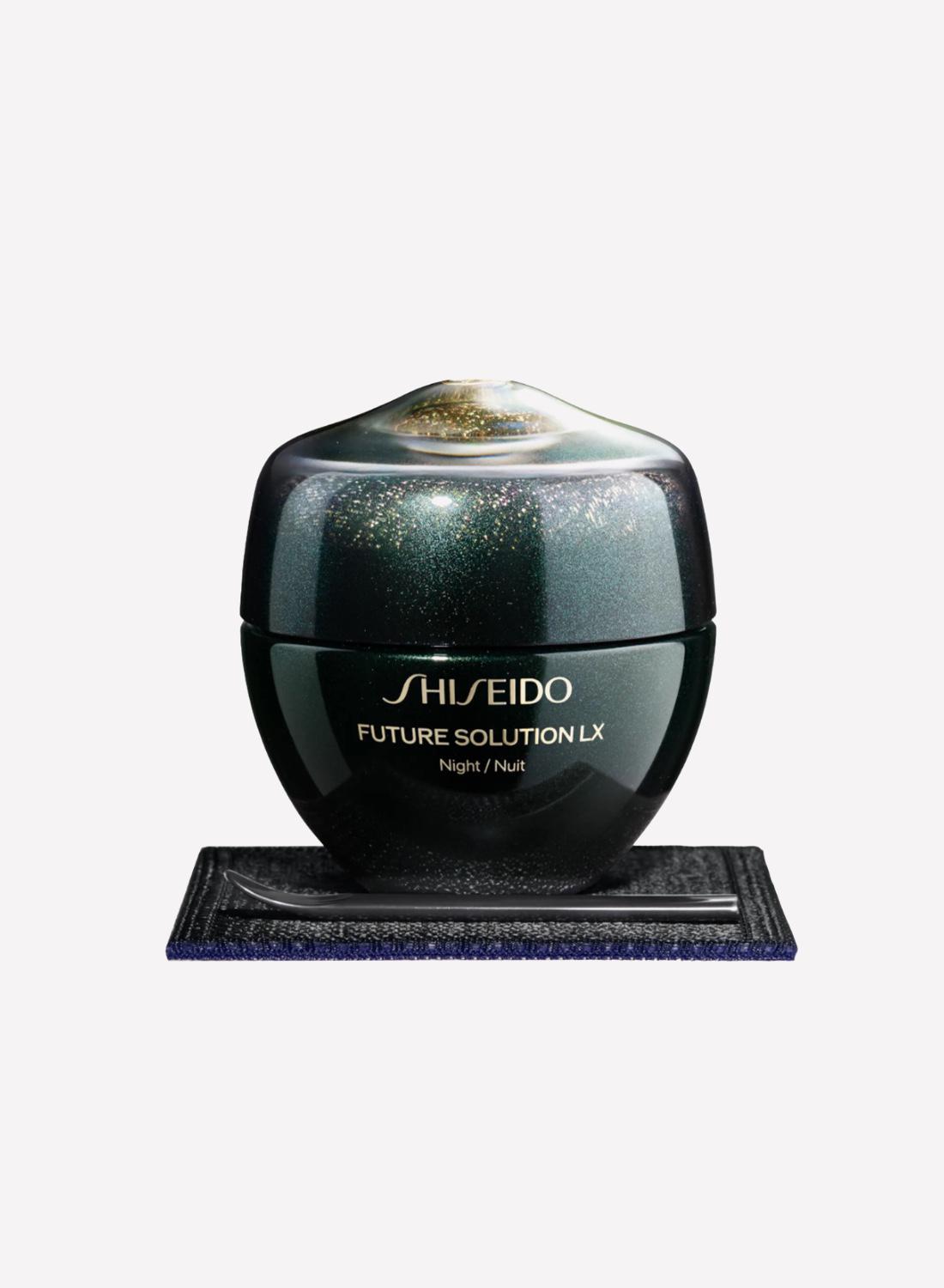 Крем для комплексного обновления кожи S, Future Solution LX, Shiseido, 36&nbsp;375 руб. (&laquo;Иль де Ботэ&raquo;)