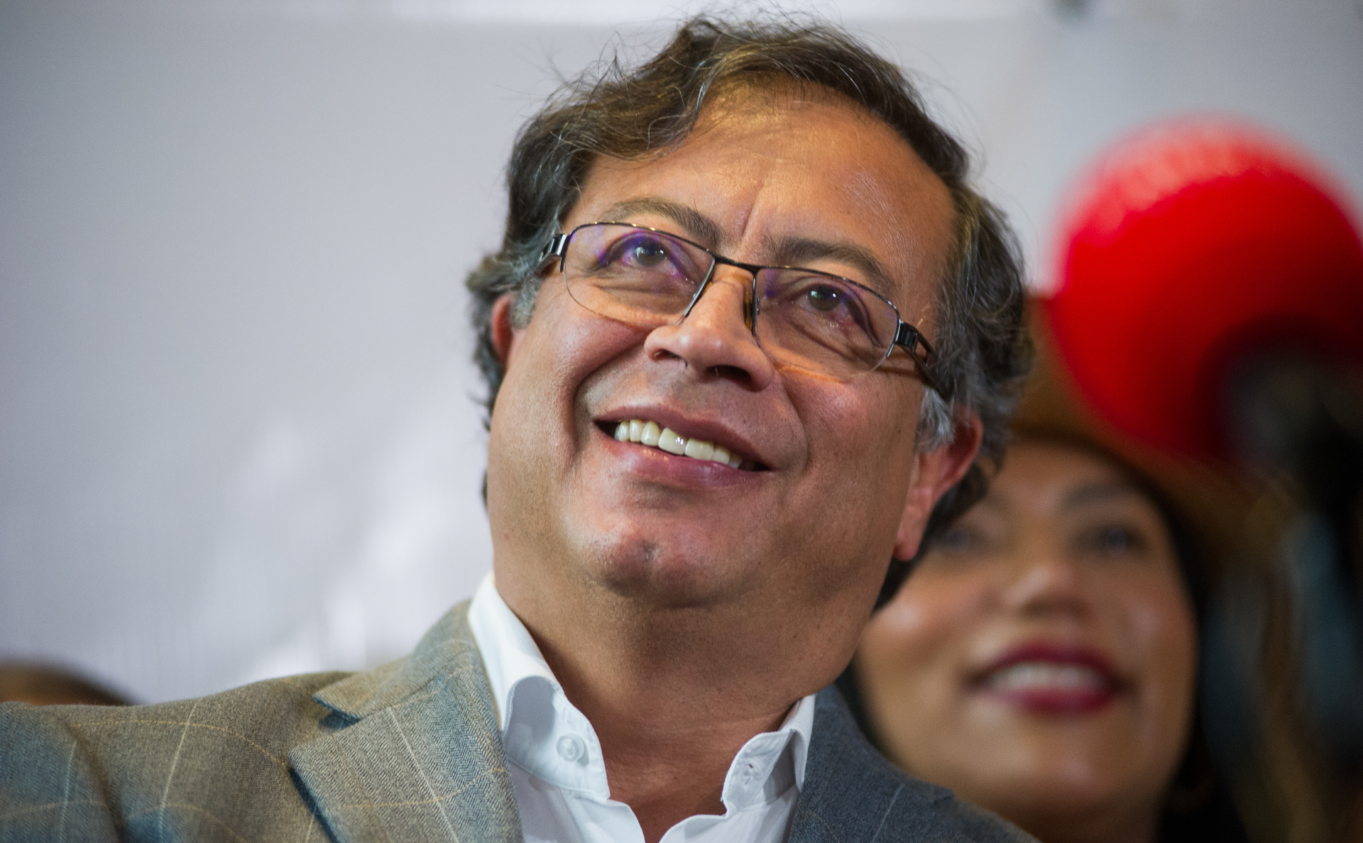В Колумбии новым президентом стал бывший партизан и экс-мэр Боготы"/>













