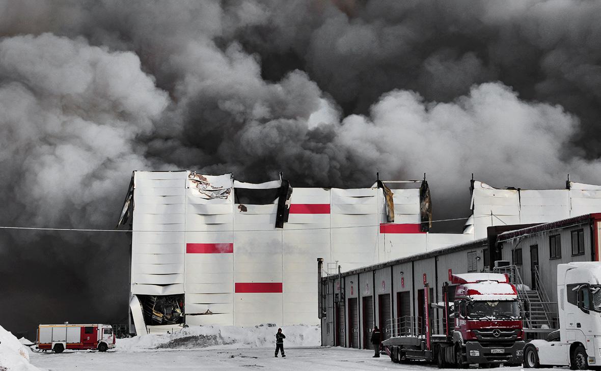 Пожар на складе Wildberries в Санкт-Петербурге, 13 января 2024 г.