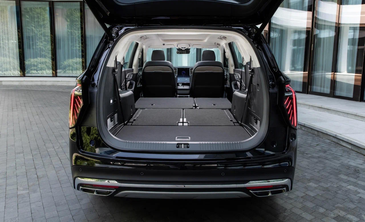 Hongqi HS7