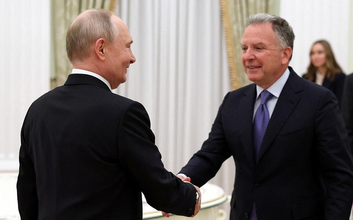 Кремль объяснил, почему Путин встретился с Уиткоффом поздно вечером