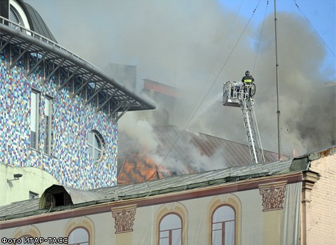 Крупный пожар в центре Москвы