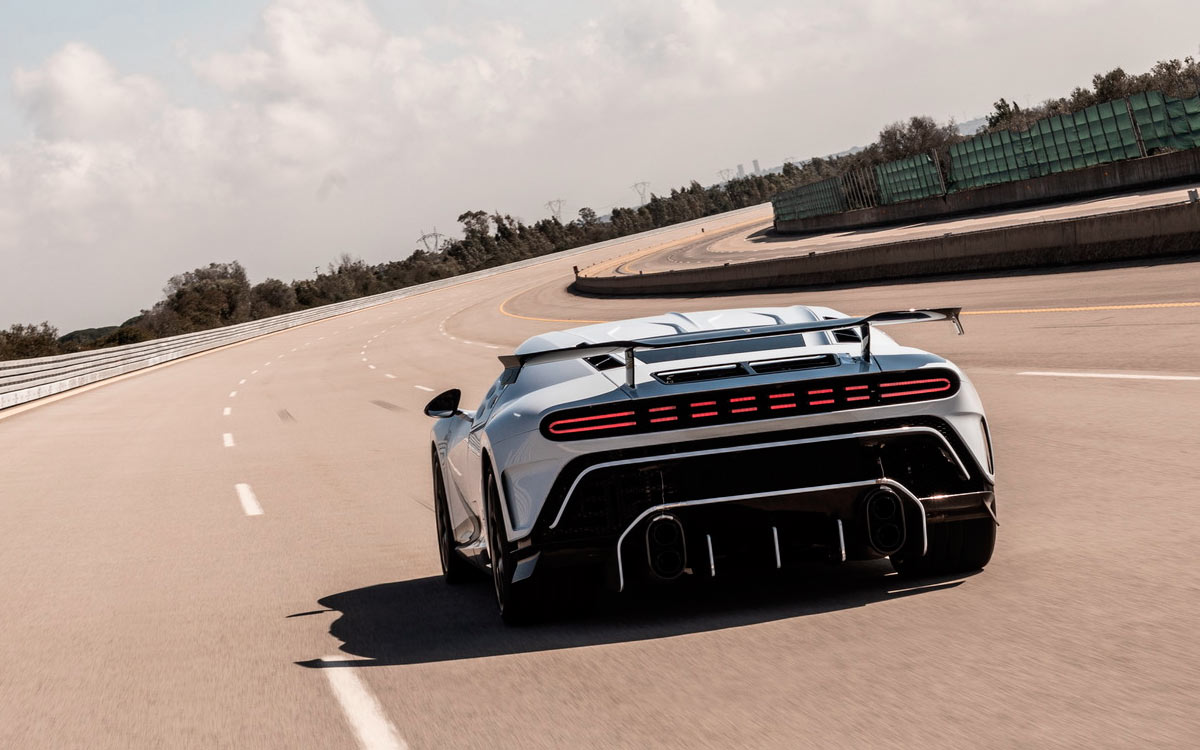 Bugatti начала выпуск 1600-сильного гиперкара стоимостью 8 млн евро