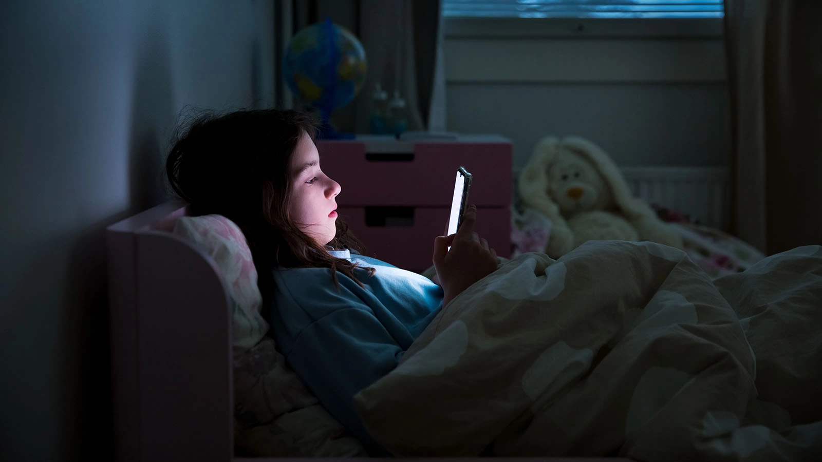 Власти Малайзии намерены запретить подросткам использовать соцсети