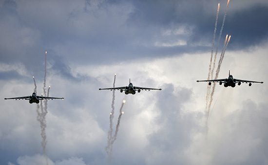 Штурмовики Су-25 &laquo;Грач&raquo;. Архивное фото