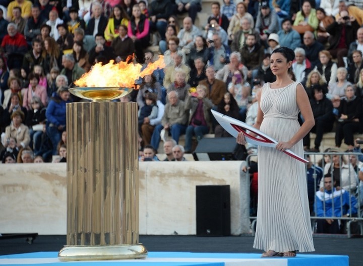 Россия приняла олимпийский огонь XXII зимних Игр