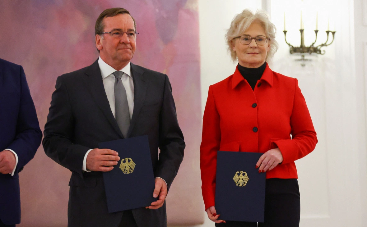 Fabrizio Bensch / Reuters