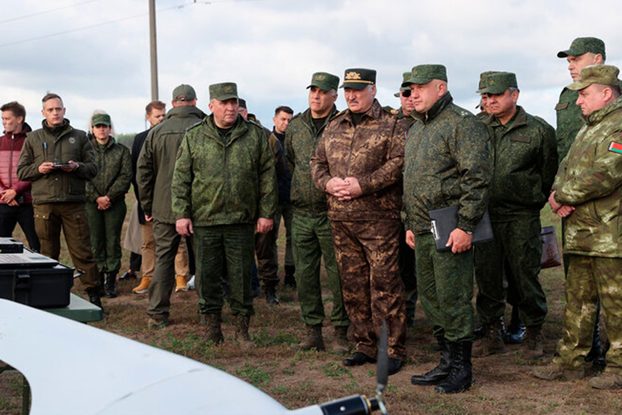 Александр Лукашенко во время рабочей поездки в Брестскую область