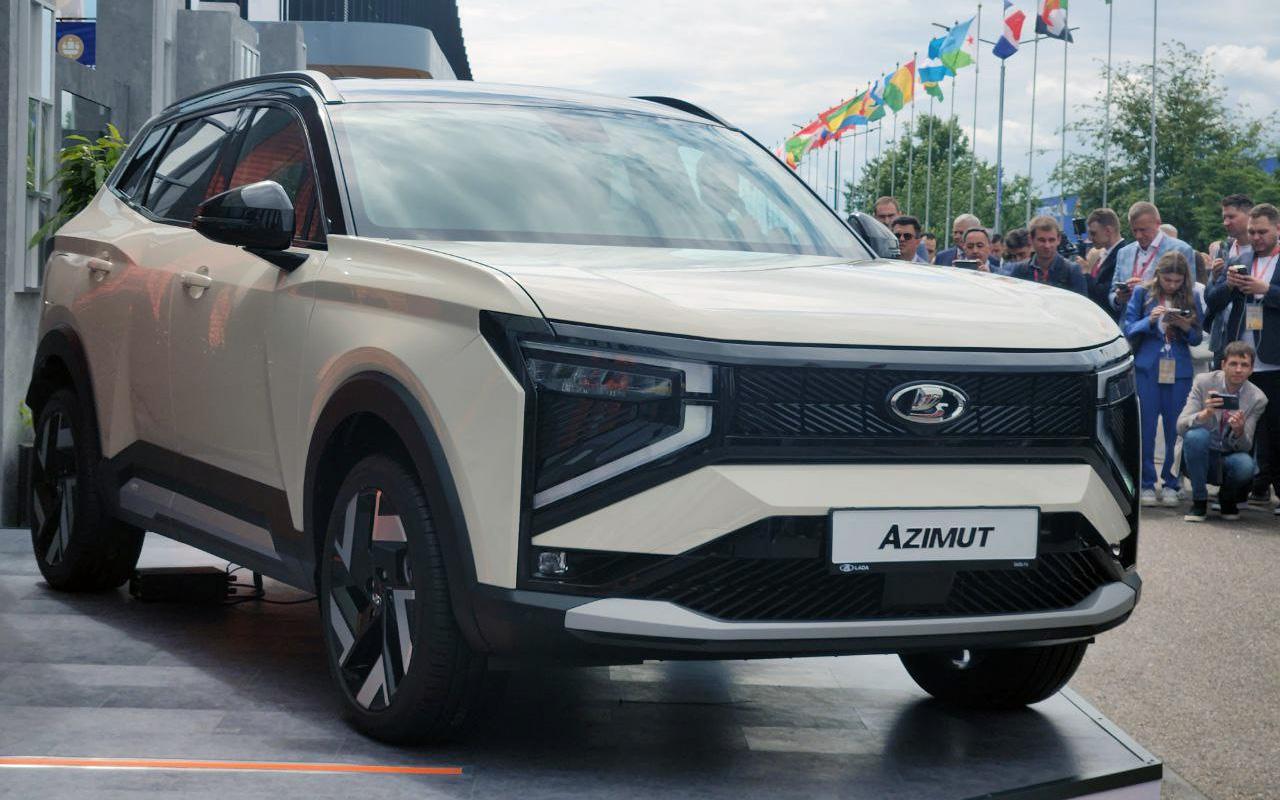 Глава АвтоВАЗа рассказал о стоимости нового кроссовера Lada Azimut