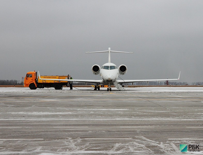 Росавиация начала расследование задержки рейса «ЮТейр» в казанском аэропорту 