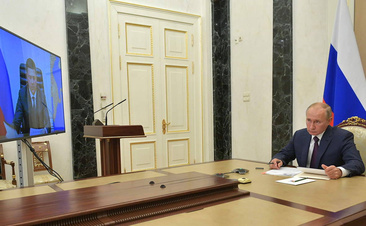 Рабочая встреча Владимира Путина с Михаилом Ведерниковым