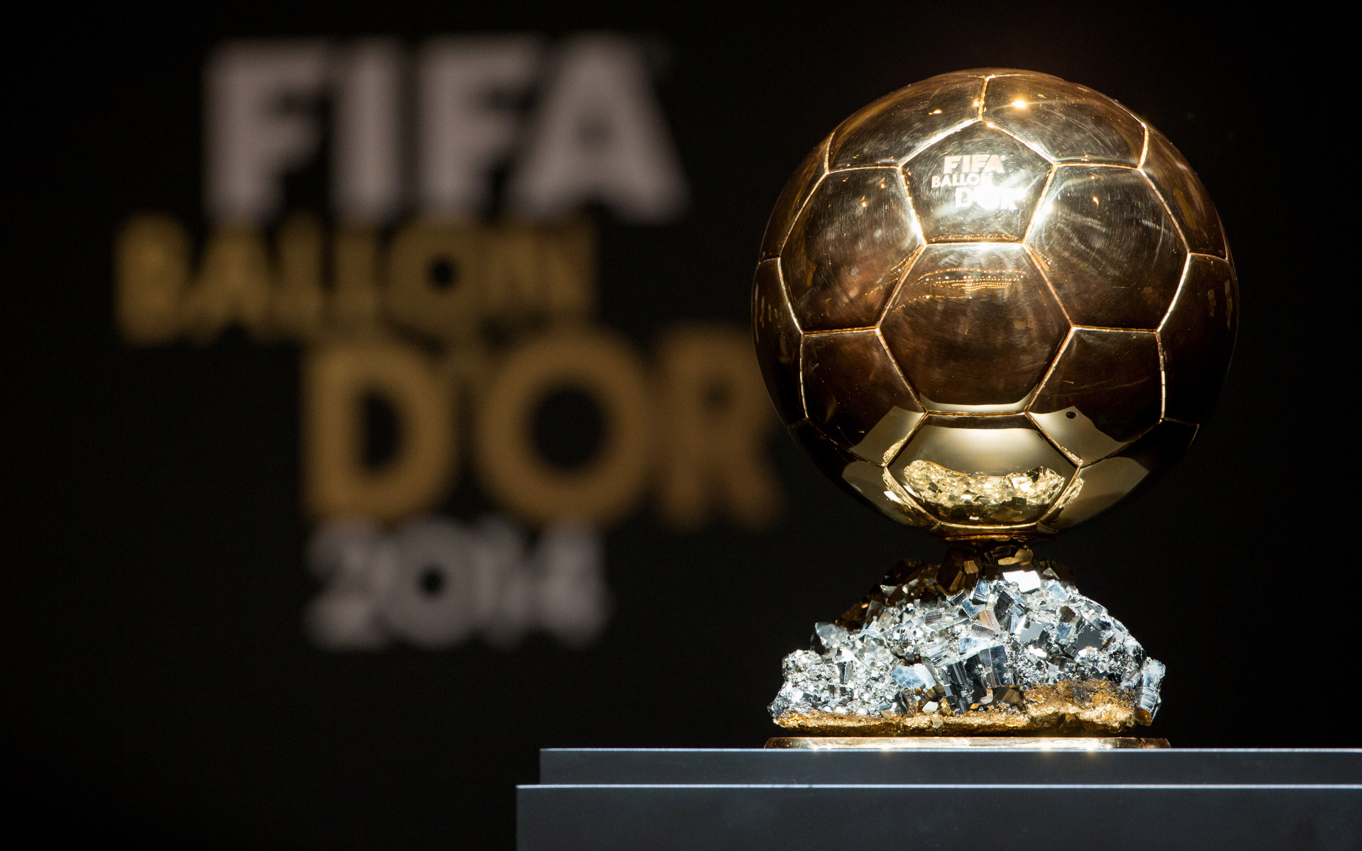 Названы 30 номинантов на «Золотой мяч» :: Футбол :: РБК Спорт