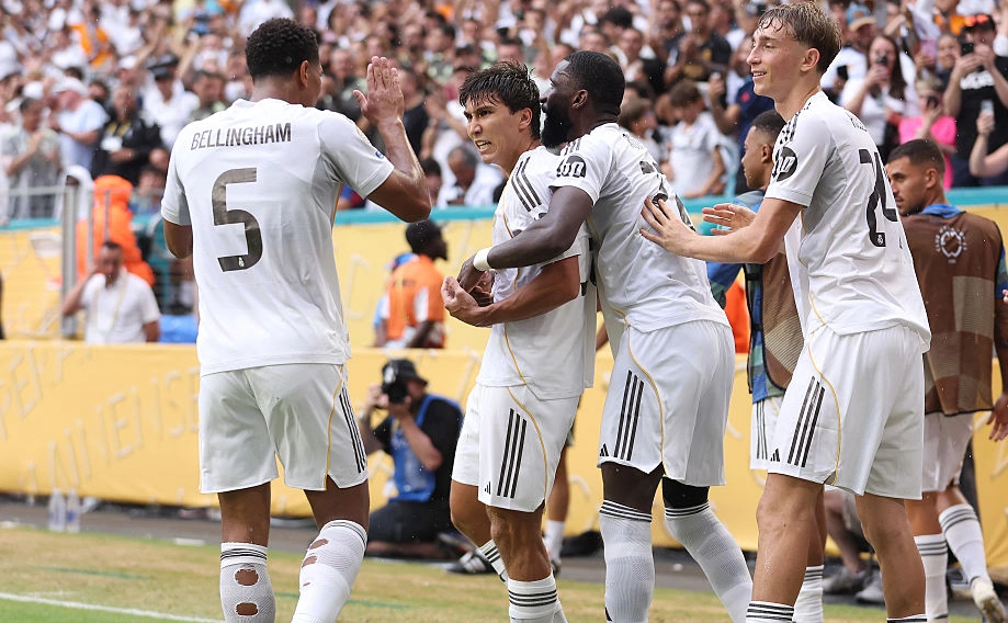 Megan Briggs / Getty Images