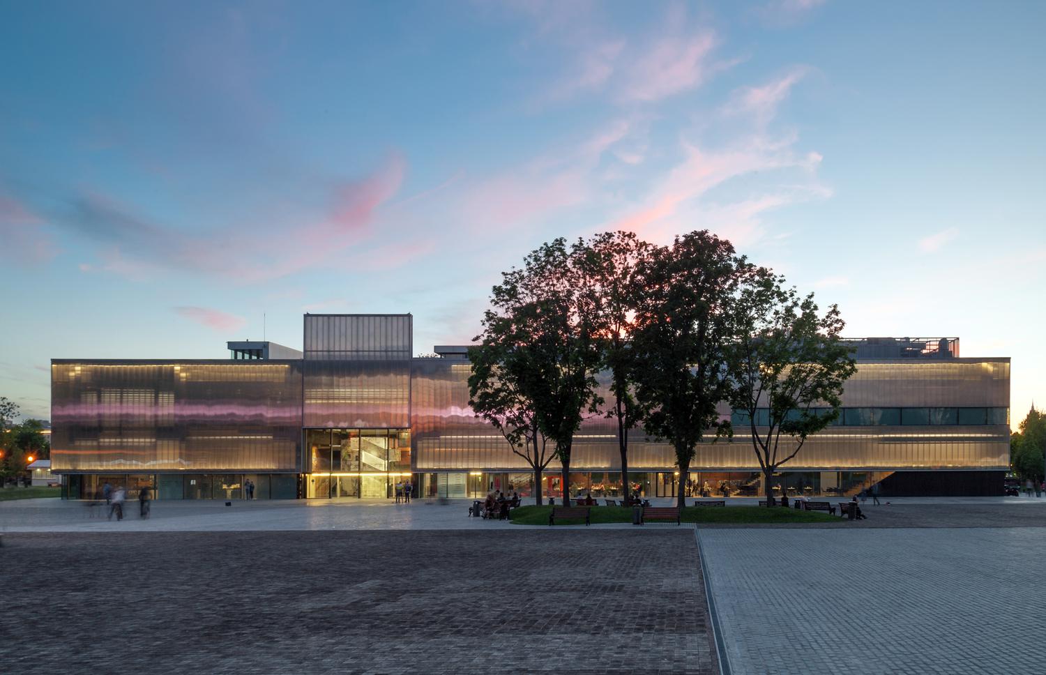 Музей современного искусства «Гараж»