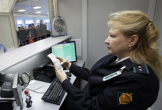 Паспортный контроль в Пулково