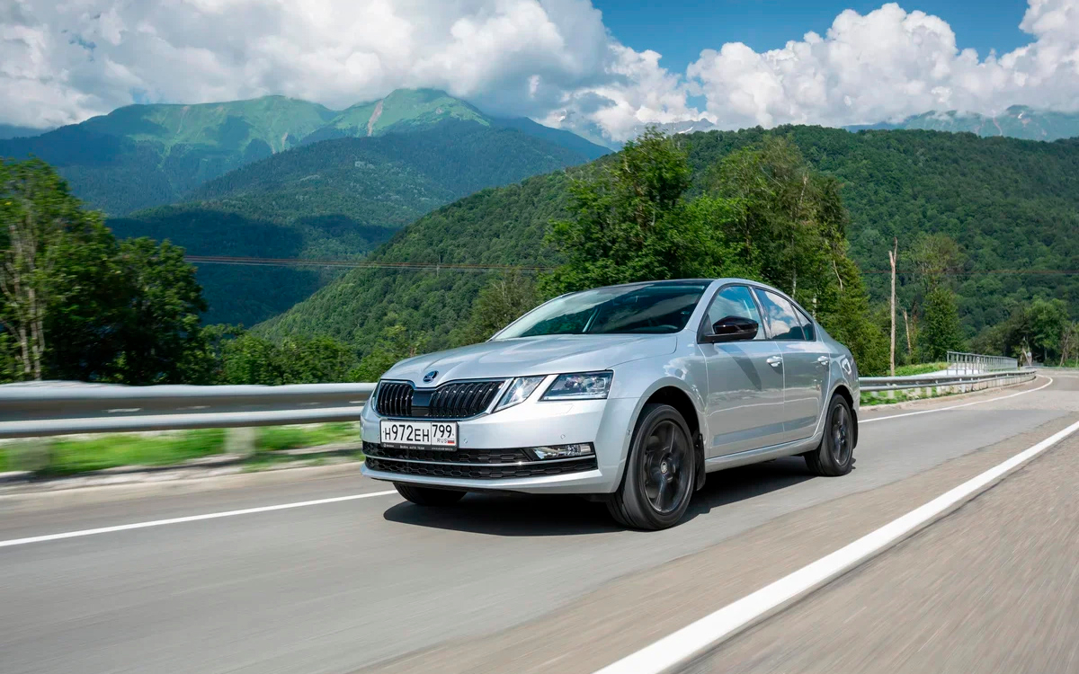 В России отправят на сервис новые Skoda Octavia