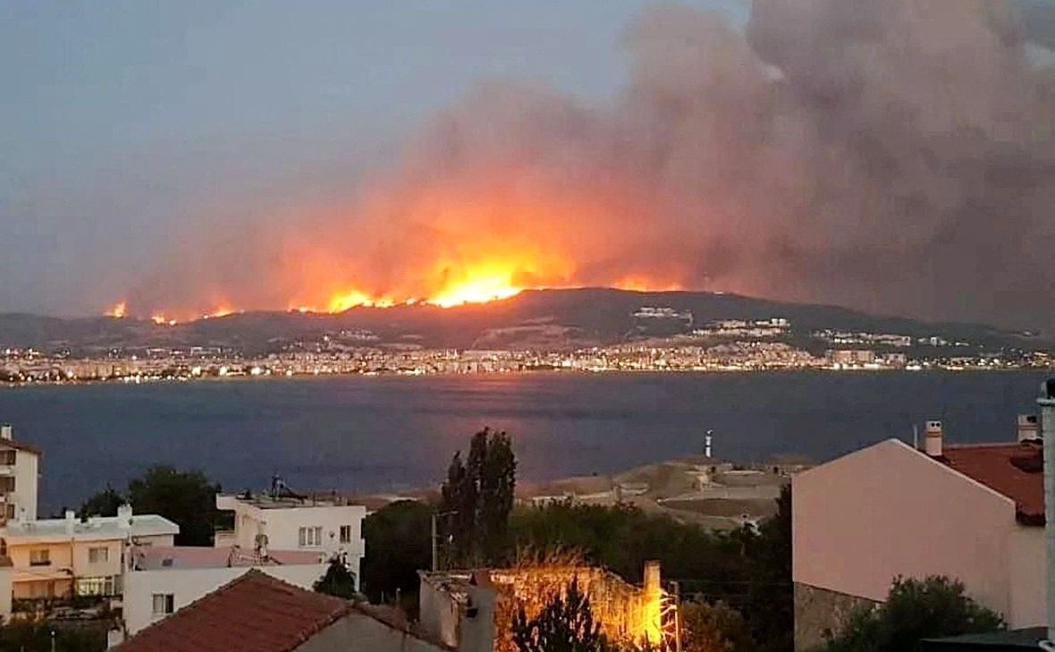 Levent Cetin / Reuters