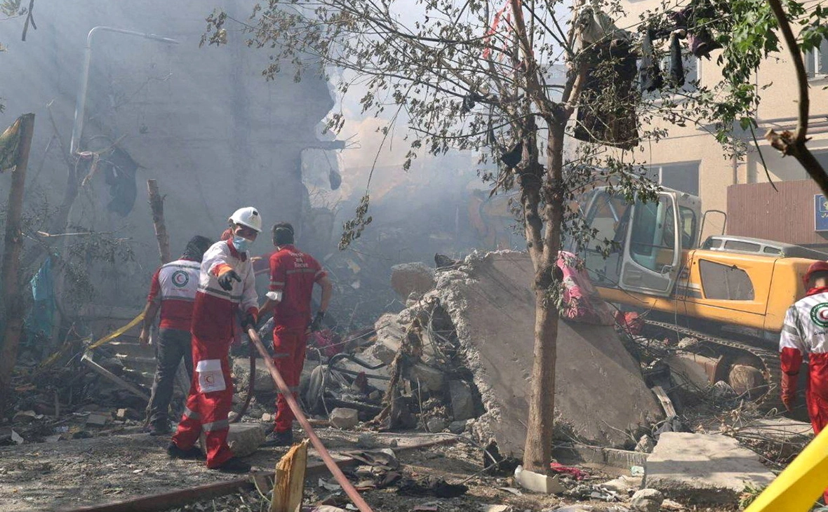 Iranian Red Crescent Society / WANA / Reuters