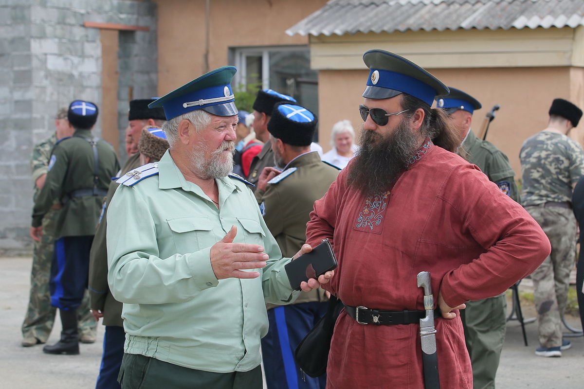 Свердловские власти поддержат казаков рублем